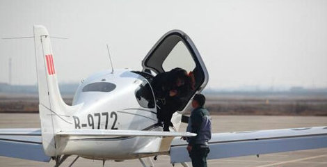 到西安飛行俱樂部玩飛行 一小時只需7500元_私人飛機網