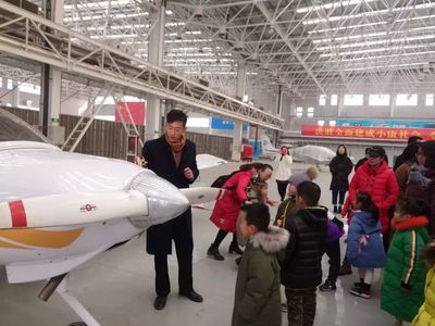 獵鷹飛行俱樂部飛行親子總動員,讓孩子體驗不一樣的五一假期!