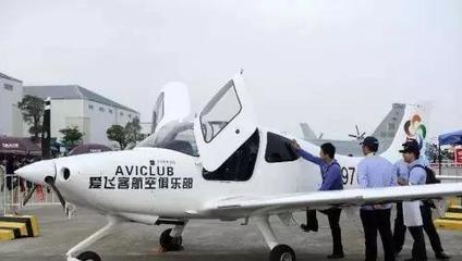 從江通用機場進入實施階段,直接把飛機場修到了景區大門口!