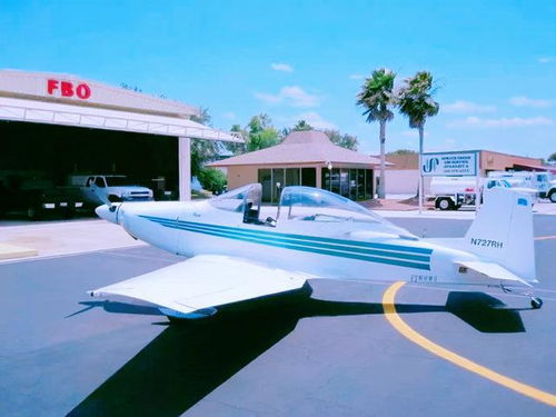 這個富有的小鎮,人人家里都有飛機場,居民天天開飛機上下班