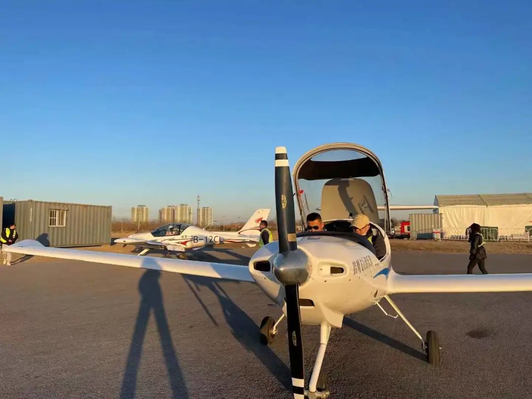 獵鷹飛行俱樂部盤點|帶你了解飛機的風擋玻璃